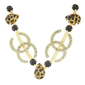 Cabedal Banhado Chanelle V com Pedrarias e Strass