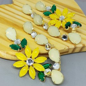 Cabedal Banhado Girassol Daisy V com Pedrarias