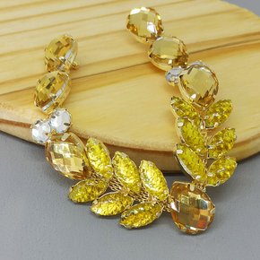 Cabedal Banhado Betina V com Pedrarias