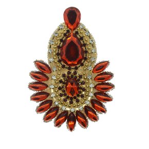 Aplique de Tecido Cocar Thaynara Lateral com Pedrarias e Strass