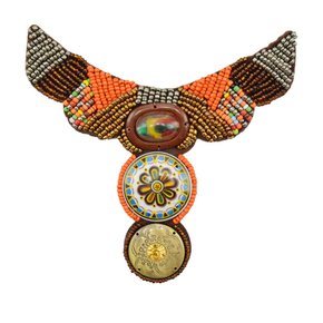 Aplique de Tecido Surya T com Pedrarias