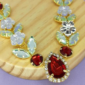 Cabedal Banhado Flores Jasmim V com Pedrarias e Florzinhas