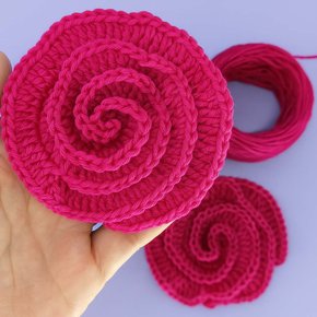 Kit de Aplique em Crochê Camélia