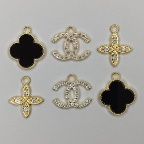 Kit de Pingentes de Metal com Argola - Chanel