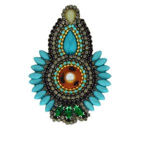 Aplique de Tecido Cocar Kauane Lateral com Pedrarias e Strass